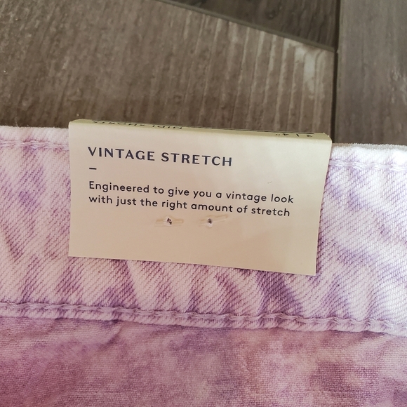 NWT Universal Thread Purple Acid Wash Vintage Stretch Denim Shorts Size 2/26 - Picture 8 of 16